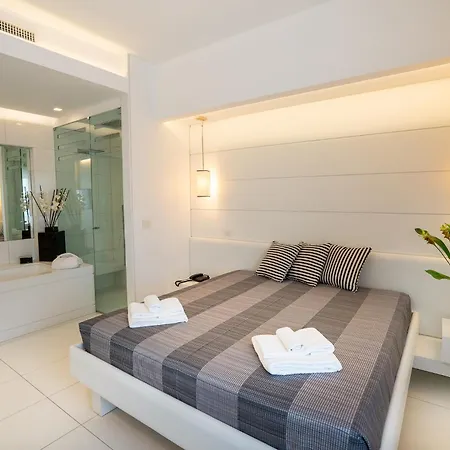 Hotel Covo Dei Saraceni 4*