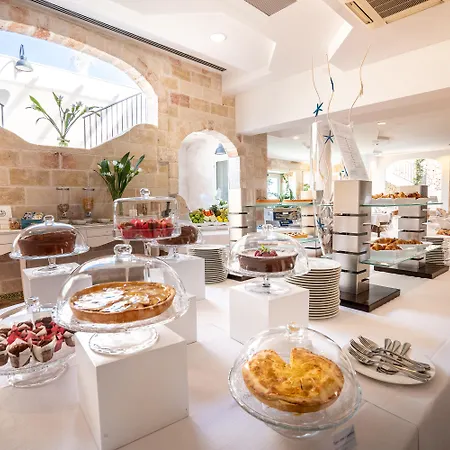 Covo Dei Saraceni Hotel 4*