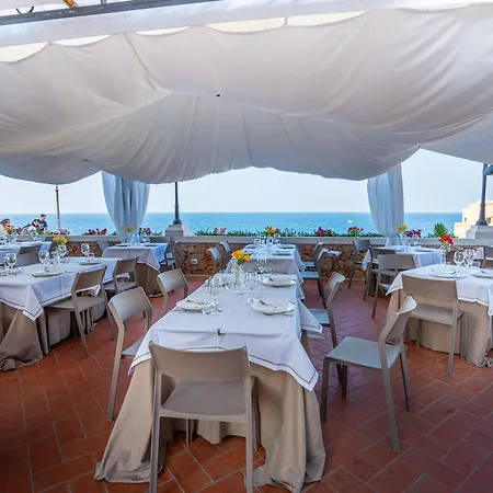 Covo Dei Saraceni Hotel