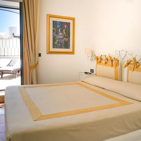 萨拉森尼科沃酒店