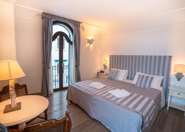 Covo Dei Saraceni Hotel 4*