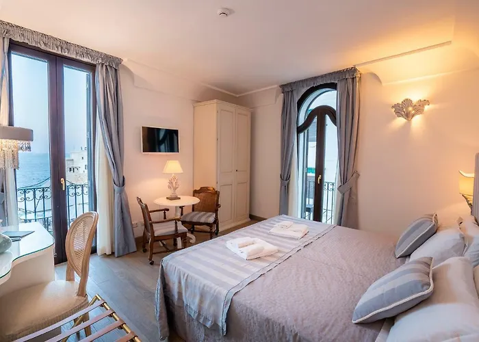 Covo Dei Saraceni Hotel 4*